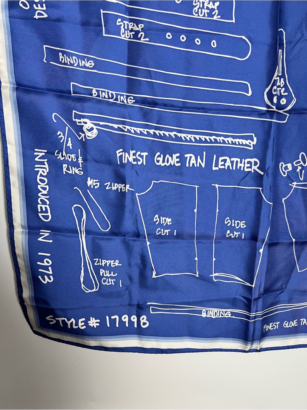NWT Coach Anatomy of a Duffle Sack Square Silk Scarf Blue & White style 83064 - Picture 9 of 13